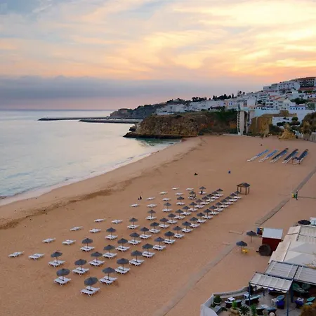 Facing The Pool By Algarve Dream Holidays * Fontainhas (Faro)