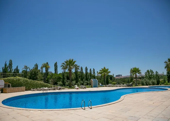 Facing The Pool By Algarve Dream Holidays * Fontainhas (Faro)